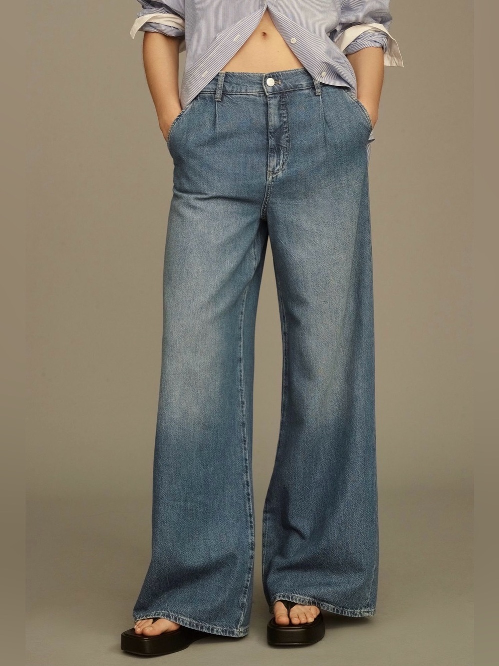 Anthropologie Pilcro Pleated High-Rise Wide-Leg Jeans, Various Sizes - Picture 2 of 9